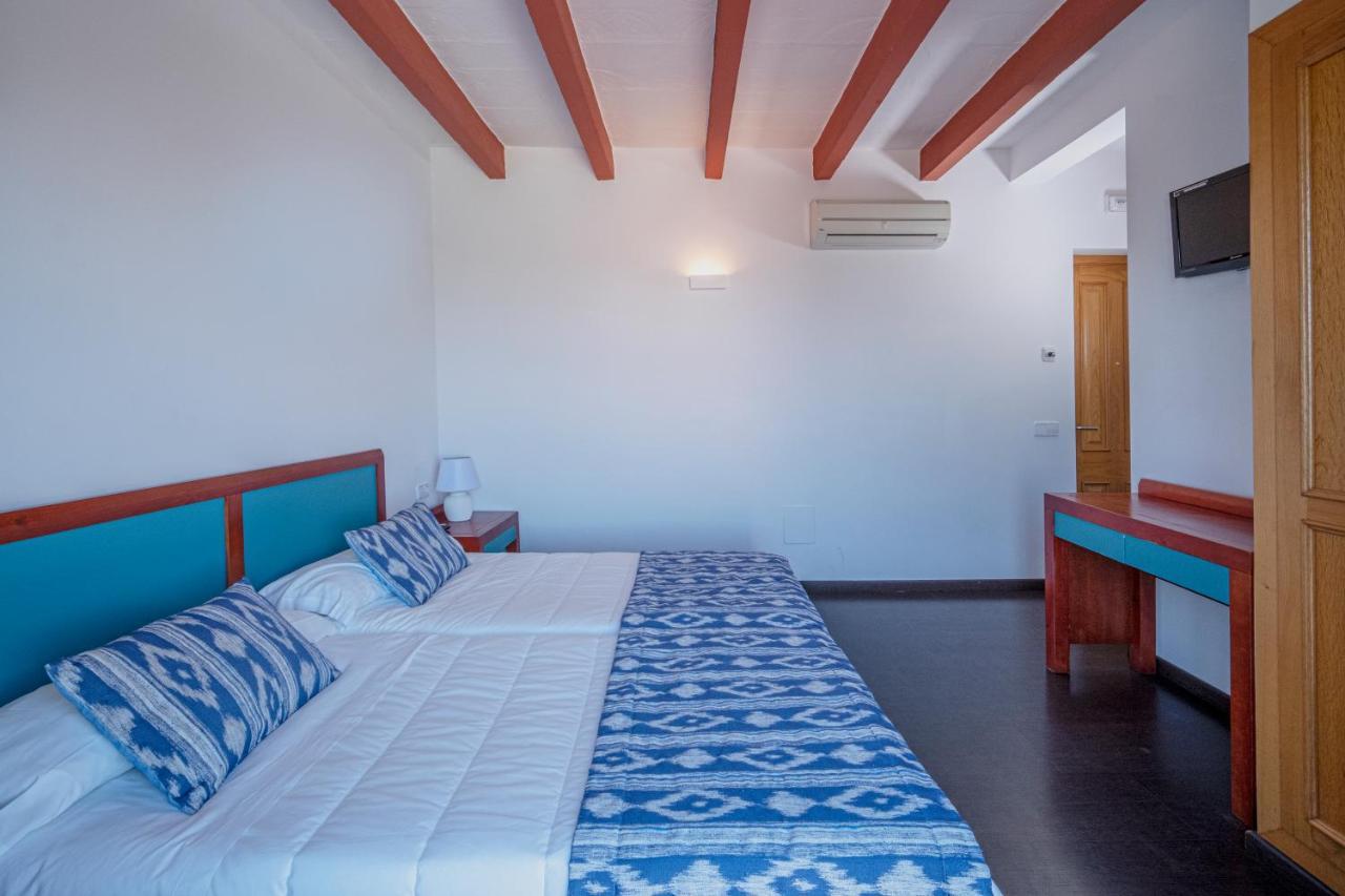 Castell De Lo Hotel Cala En Porter  Exterior photo